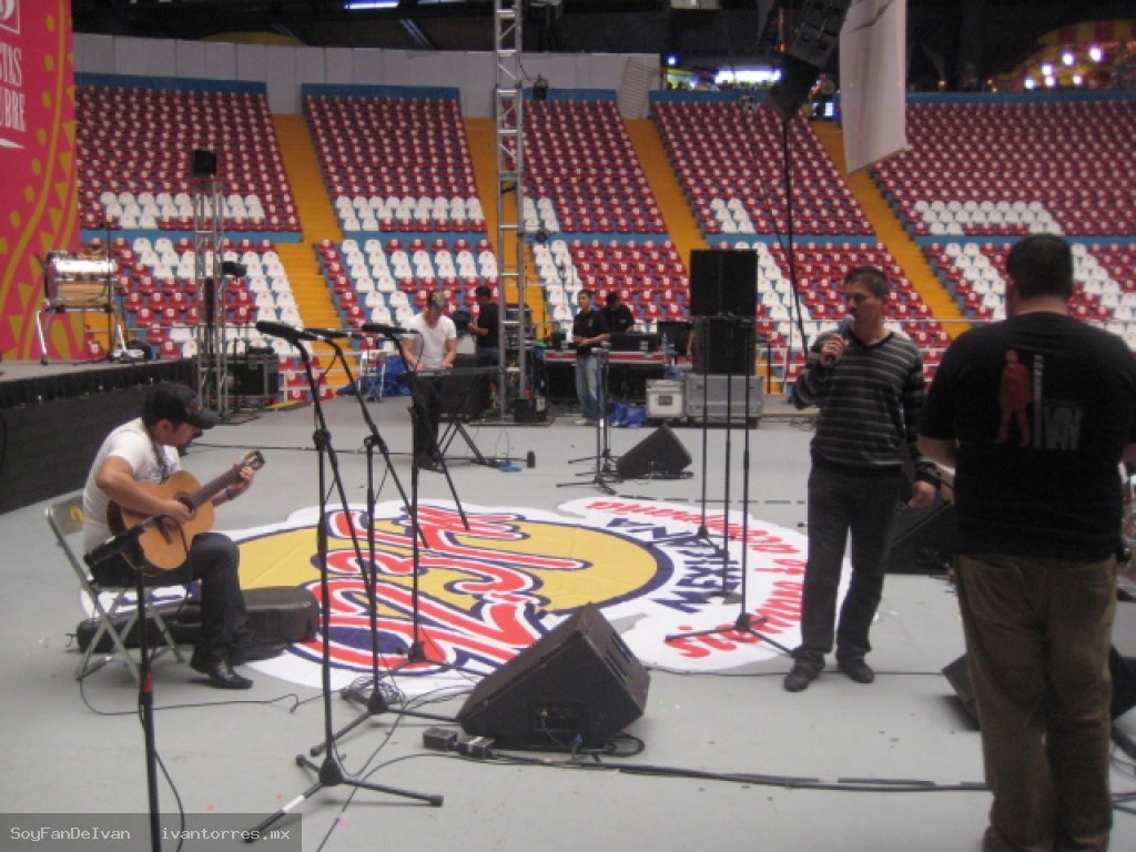 Bueno, si, dos tres, probando, probando. Bueno, si, dos tres, probando, probando.