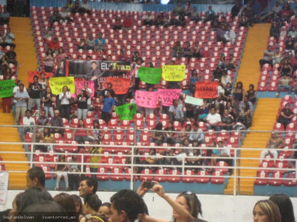 Míralos, allá andan. Gracias por el apoyo. Míralos, allá andan. Gracias por el apoyo.